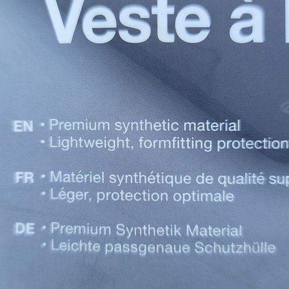 NIB- Incase Snap Jacket for 13" MacBook Pro/Thunderbolt 3 - Picture 4 of 8